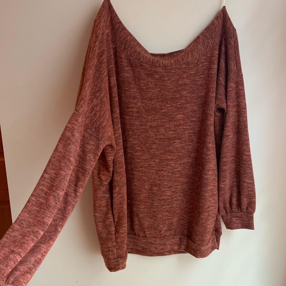 Brick soft heathered off the shoulder top